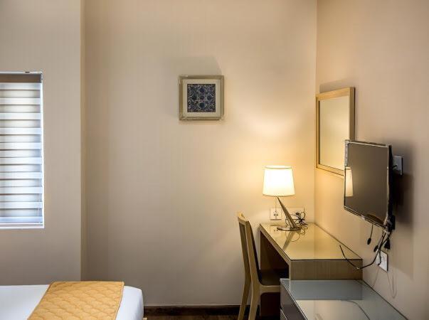The Mayberry -A Bergamont Group Of Hotels Tirupur Exterior foto